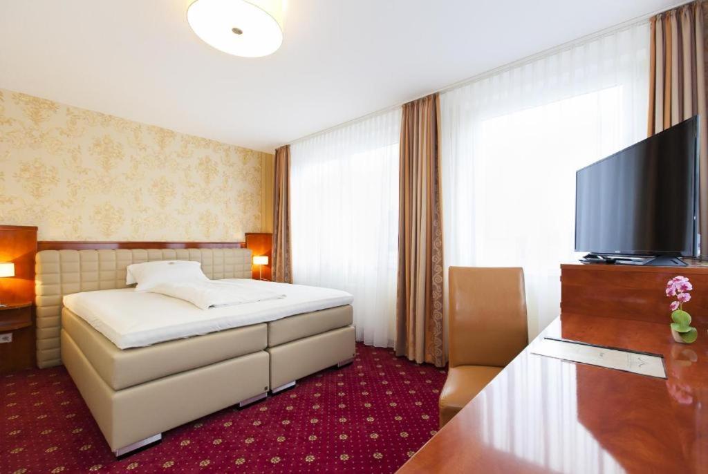 Hotel Am Berliner Platz 랑엔펠트 외부 사진