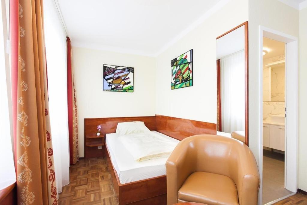 Hotel Am Berliner Platz 랑엔펠트 객실 사진
